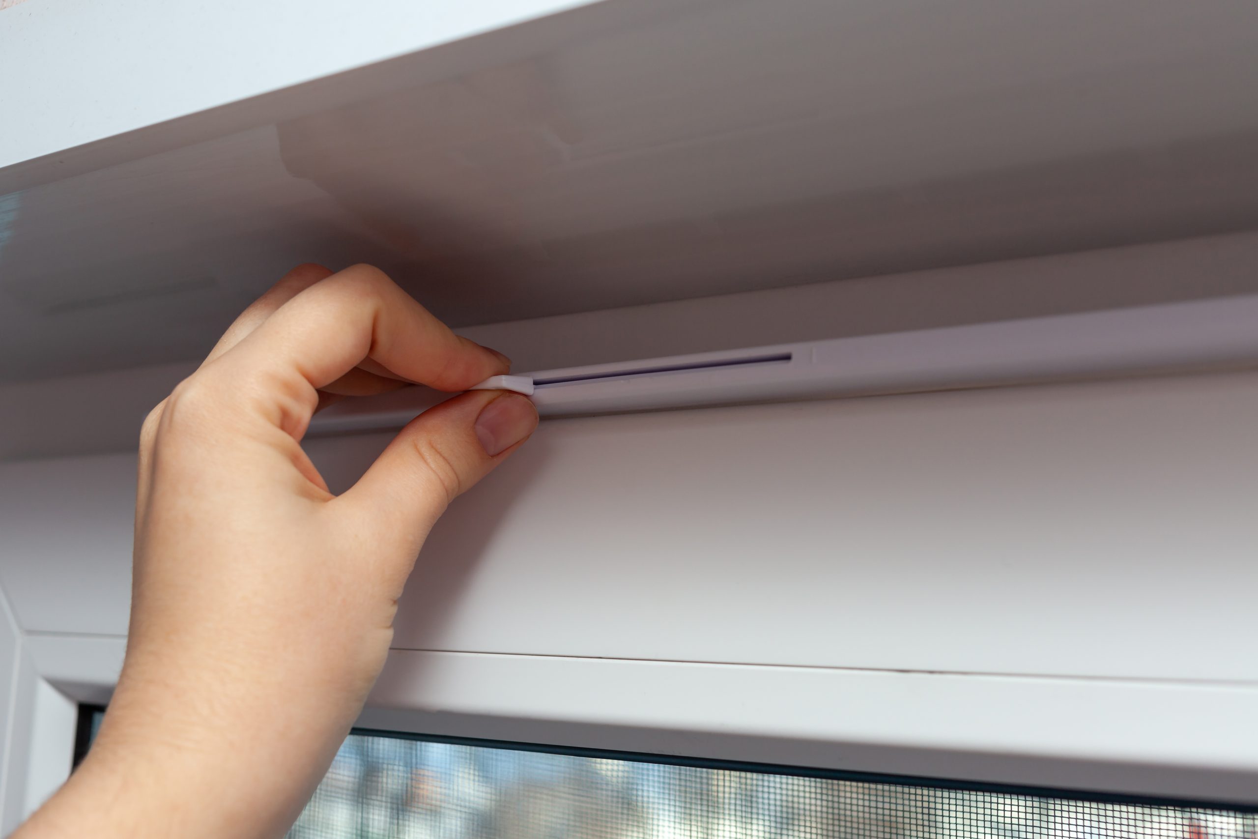 Trickle vent replacement Oxford Circus - W1 improving airflow in a flat